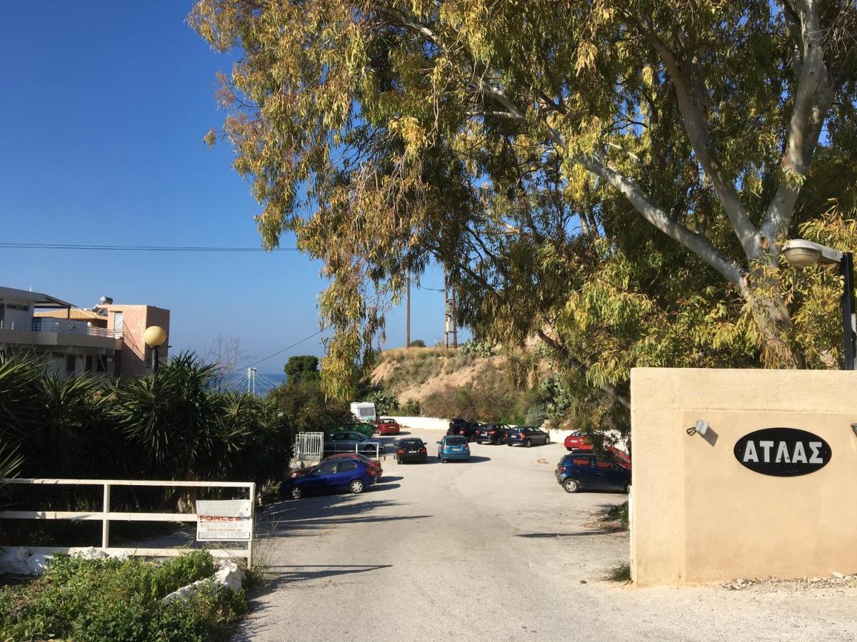 Sea View Apartment Loutraki  Exterior photo